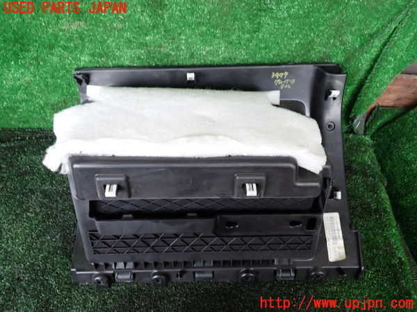 1UPJ-9239777516]ジープ・グランドチェロキー(WK36A)グローブボックス1 中古_4