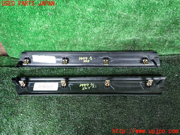 1UPJ-9239777740]ジープ・グランドチェロキー(WK36A)スカッフプレート 中古_2