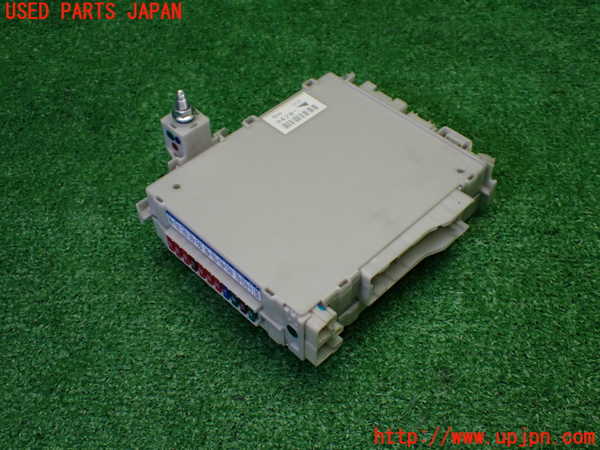 1UPJ-9239786742]クラウン ロイヤル(GRS180)ヒューズボックス2 中古_2