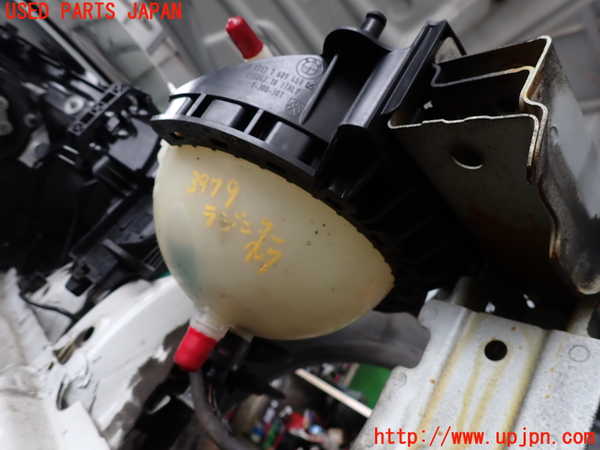 2UPJ-9239792410]BMW 320i(3B20)ラジエータータンク 中古 (F30)_2