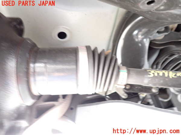2UPJ-9239794025]BMW 320i(3B20)左リアドライブシャフト 中古 (F30)_3