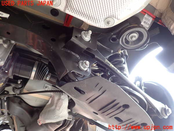 2UPJ-9239795295]BMW 320i(3B20)リアメンバー 中古 (F30)_3