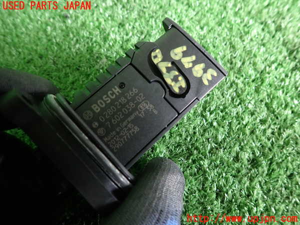 2UPJ-9239796320]BMW 320i(3B20)エアフロメーター (エアマスセンサー) 中古 (F30)_3