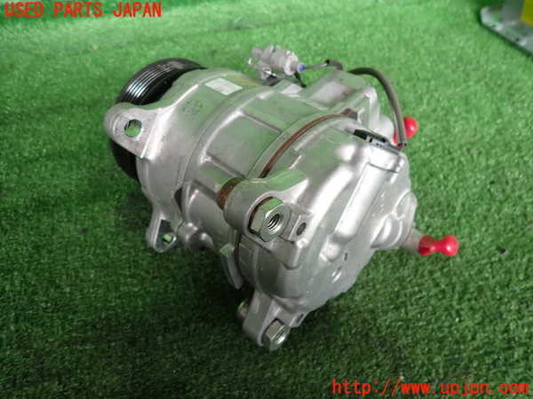 2UPJ-9239796025]BMW 320i(3B20)エアコンコンプレッサー 中古 (F30)_2