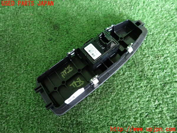 2UPJ-9239796245]BMW 320i(3B20)左前パワーウィンドウスイッチ 中古 (F30)_2