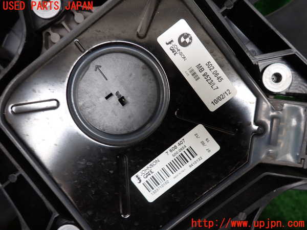 2UPJ-9239796836]BMW 320i(3B20)電動ファン1 中古 (F30)_2