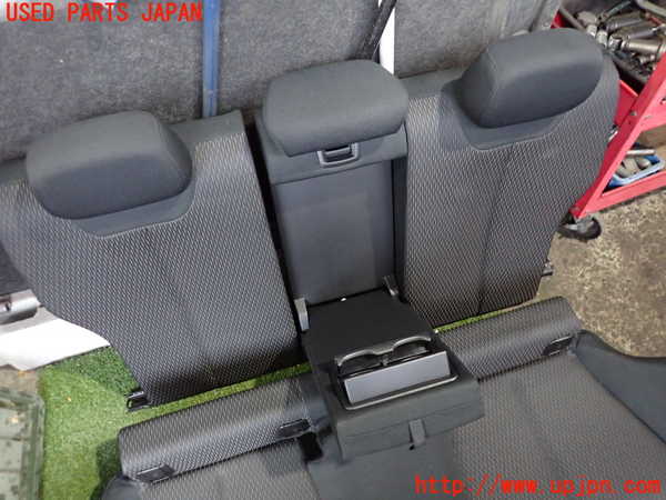 2UPJ-9239797385]BMW 320i(3B20)リアシート 中古 (F30)_2