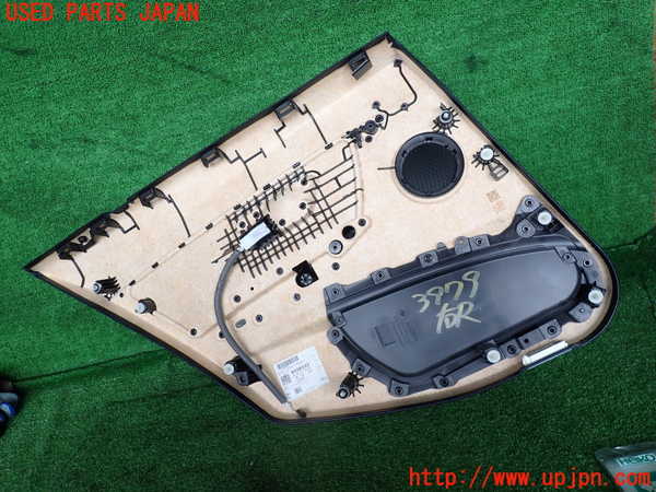 2UPJ-9239791294]BMW 320i(3B20)右後ドア内張り 中古 (F30)_3