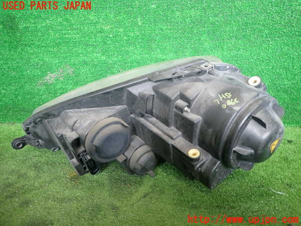 2UPJ-9239801130]VW ゴルフ GTI(1KAXX)右ヘッドライト HID 中古_2