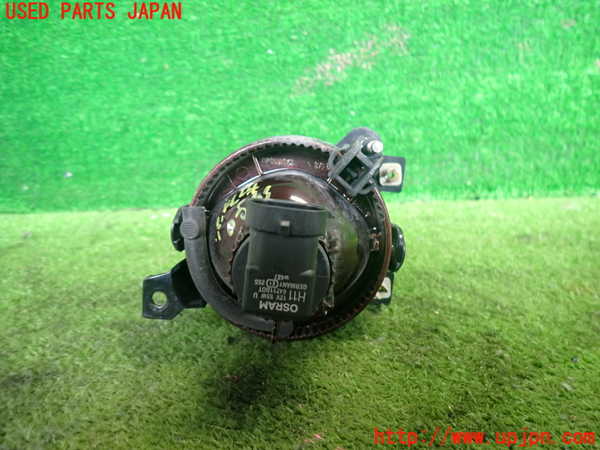 2UPJ-9239801180]VW ゴルフ GTI(1KAXX)右フォグ 中古_2