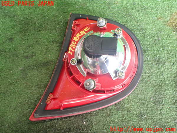 2UPJ-9239801552]VW ゴルフ GTI(1KAXX)左リアフィニッシャー 中古_2