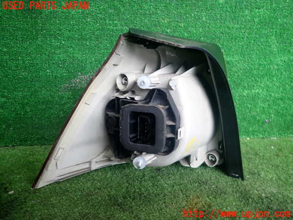 2UPJ-9239801530]VW ゴルフ GTI(1KAXX)右テールランプ 中古_2