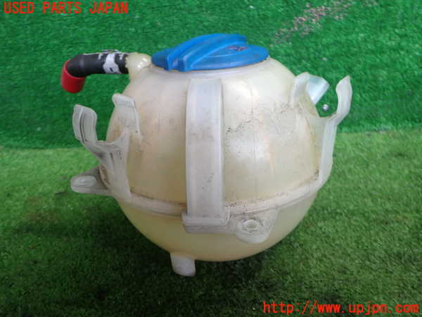 2UPJ-9239802410]VW ゴルフ GTI(1KAXX)ラジエータータンク 中古_2