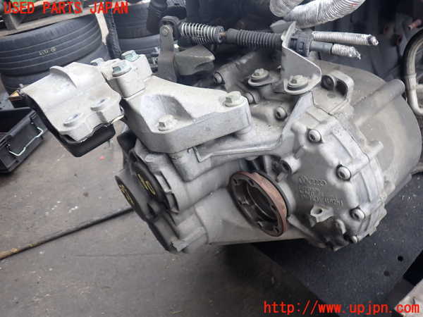 2UPJ-9239803200]VW ゴルフ GTI(1KAXX)ミッション MT BWA 中古_2