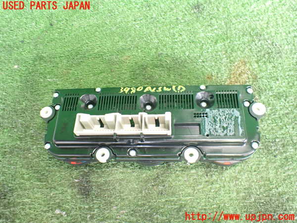 2UPJ-9239806066]VW ゴルフ GTI(1KAXX)エアコンスイッチ1 中古_2