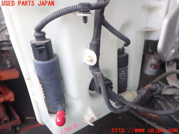 2UPJ-9239806791]VW ゴルフ GTI(1KAXX)ウォッシャータンク1 中古_2
