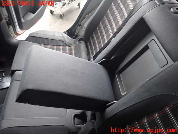 2UPJ-9239807385]VW ゴルフ GTI(1KAXX)リアシート 中古_4
