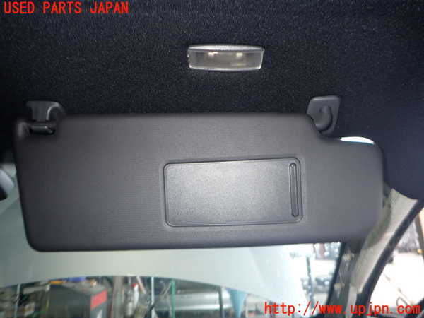 2UPJ-9239807625]VW ゴルフ GTI(1KAXX)室内サンバイザー右側 中古_2