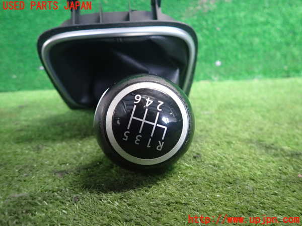 2UPJ-9239807570]VW ゴルフ GTI(1KAXX)シフトノブ 中古_4
