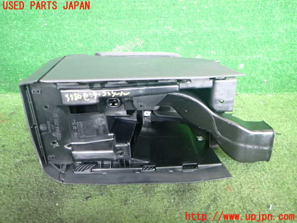 2UPJ-9239807540]VW ゴルフ GTI(1KAXX)センターコンソール 中古_5