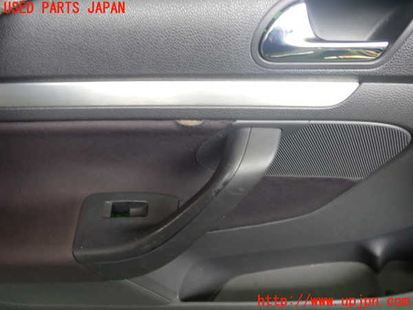 2UPJ-9239801264]VW ゴルフ GTI(1KAXX)左前ドア内張り 中古_2