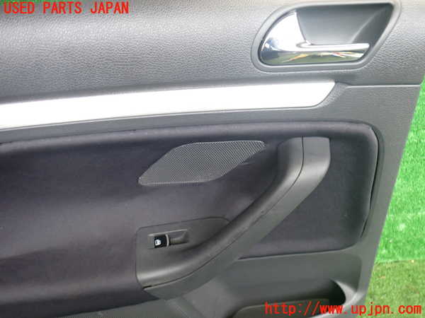 2UPJ-9239801324]VW ゴルフ GTI(1KAXX)左後ドア内張り (ジャンク品) 中古_3