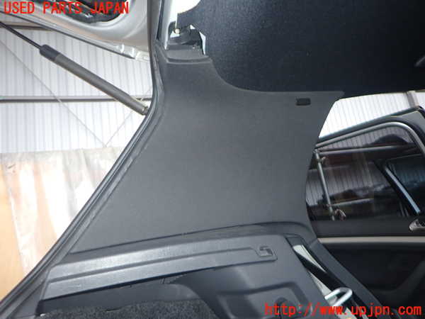 2UPJ-9239807680]VW ゴルフ GTI(1KAXX)左リアピラートリム 中古_2