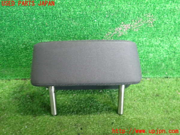 2UPJ-9239807130]VW ゴルフ GTI(1KAXX)真中2列目ヘッドレスト 中古_2