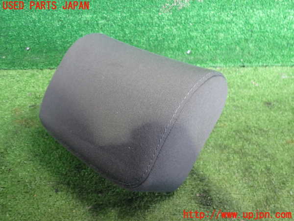 2UPJ-9239807130]VW ゴルフ GTI(1KAXX)真中2列目ヘッドレスト 中古_3