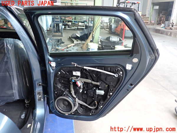 2UPJ-9239811290]ボルボ・V40(MB4164T)右後ドア 中古 AGC M189 43R-00048_5
