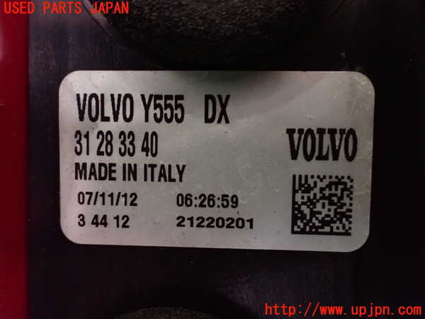 2UPJ-9239811530]ボルボ・V40(MB4164T)右テールランプ 中古_3
