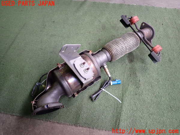2UPJ-9239812662]ボルボ・V40(MB4164T)触媒2 中古_2