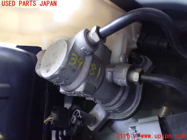 2UPJ-9239814050]ボルボ・V40(MB4164T)ブレーキマスターシリンダー 中古_2
