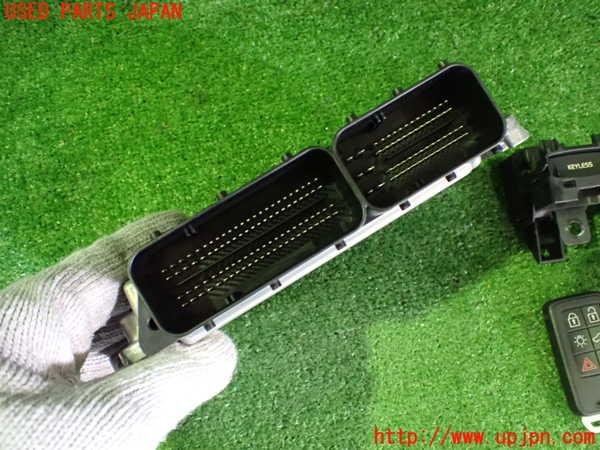 2UPJ-9239816110]ボルボ・V40(MB4164T)エンジンコンピューター 中古_3