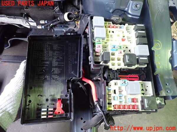 2UPJ-9239816743]ボルボ・V40(MB4164T)ヒューズボックス3(EGルーム内助手席側) 中古_3