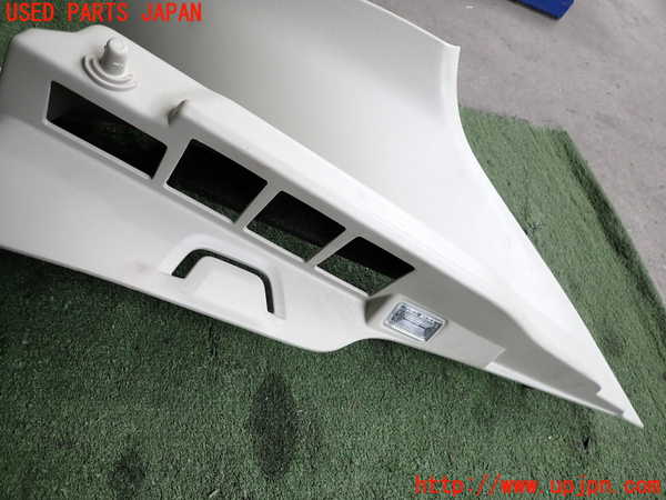 2UPJ-9239817675]ボルボ・V40(MB4164T)右リアピラートリム 中古_2