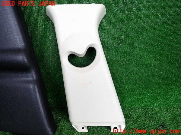 2UPJ-9239827670]BMW ミニ(MINI)クーパーD クロスオーバー(XD20F)(R60)左センターピラートリム 中古_2