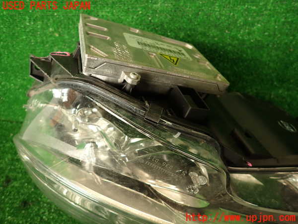 2UPJ-9239831132]ベンツ C250 ステーションワゴン(204252)左ヘッドライト (ジャンク品) HID 中古 (S204)_3