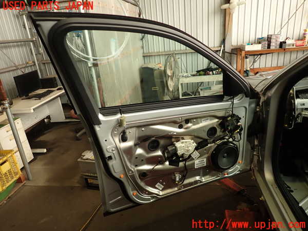 2UPJ-9239831260]ベンツ C250 ステーションワゴン(204252)左前ドア (43R-001582) 中古 (S204)_5