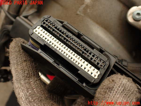 2UPJ-9239832010]ベンツ C250 ステーションワゴン(204252)エンジン 272M25 (ジャンク品) 中古 (S204)_3