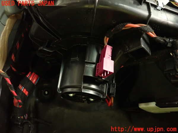 2UPJ-9239836081]ベンツ C250 ステーションワゴン(204252)エバポレーター1 中古 (S204)_2