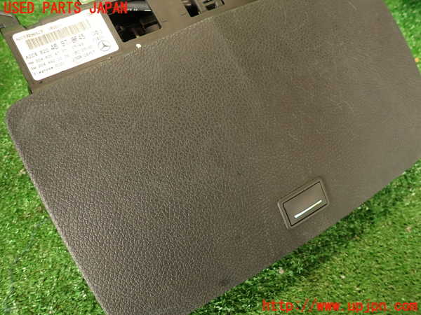 2UPJ-9239836629]ベンツ C250 ステーションワゴン(204252)モニター 中古 (S204)_3