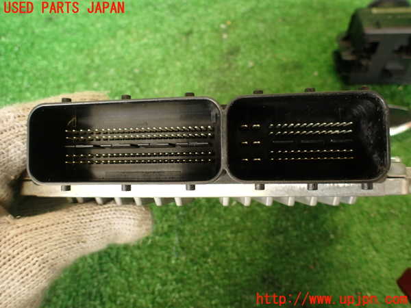 2UPJ-9239836110]ベンツ C250 ステーションワゴン(204252)エンジンコンピューター 中古 (S204)_3