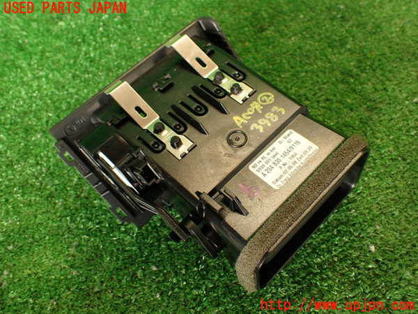 2UPJ-9239837527]ベンツ C250 ステーションワゴン(204252)エアコン吹き出し口2 (右) 中古 (S204)_3