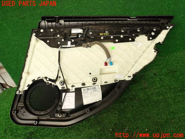 2UPJ-9239831324]ベンツ C250 ステーションワゴン(204252)左後ドア内張り 中古 (S204)_5