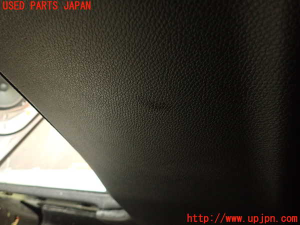 2UPJ-9239837665]ベンツ C250 ステーションワゴン(204252)右センターピラートリム 中古 (S204)_3