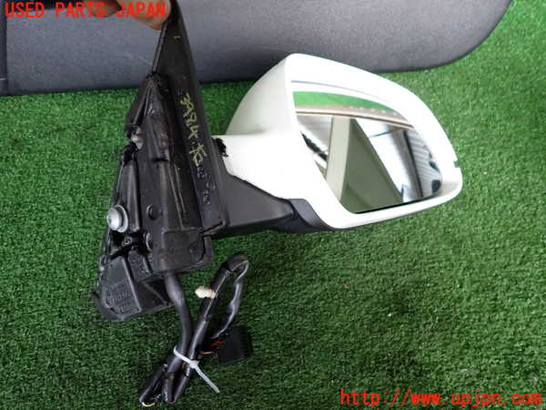 2UPJ-9239841210]アウディ・A3 スポーツバック(8PCAX)右ドアミラー 中古_3