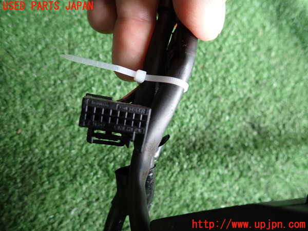 2UPJ-9239841212]アウディ・A3 スポーツバック(8PCAX)左ドアミラー 中古_4