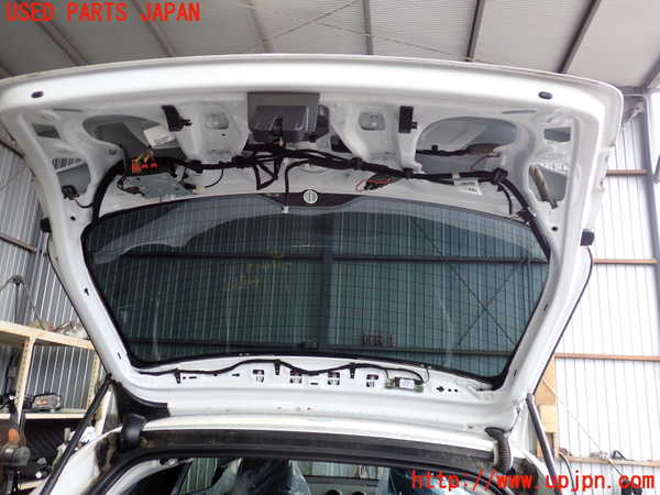 2UPJ-9239841566]アウディ・A3 スポーツバック(8PCAX)バックドア リアゲート ハッチ 中古 PILKINGTON M3232 43R-001583_4