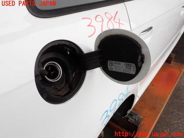 2UPJ-9239841690]アウディ・A3 スポーツバック(8PCAX)フューエルリッド 中古_2